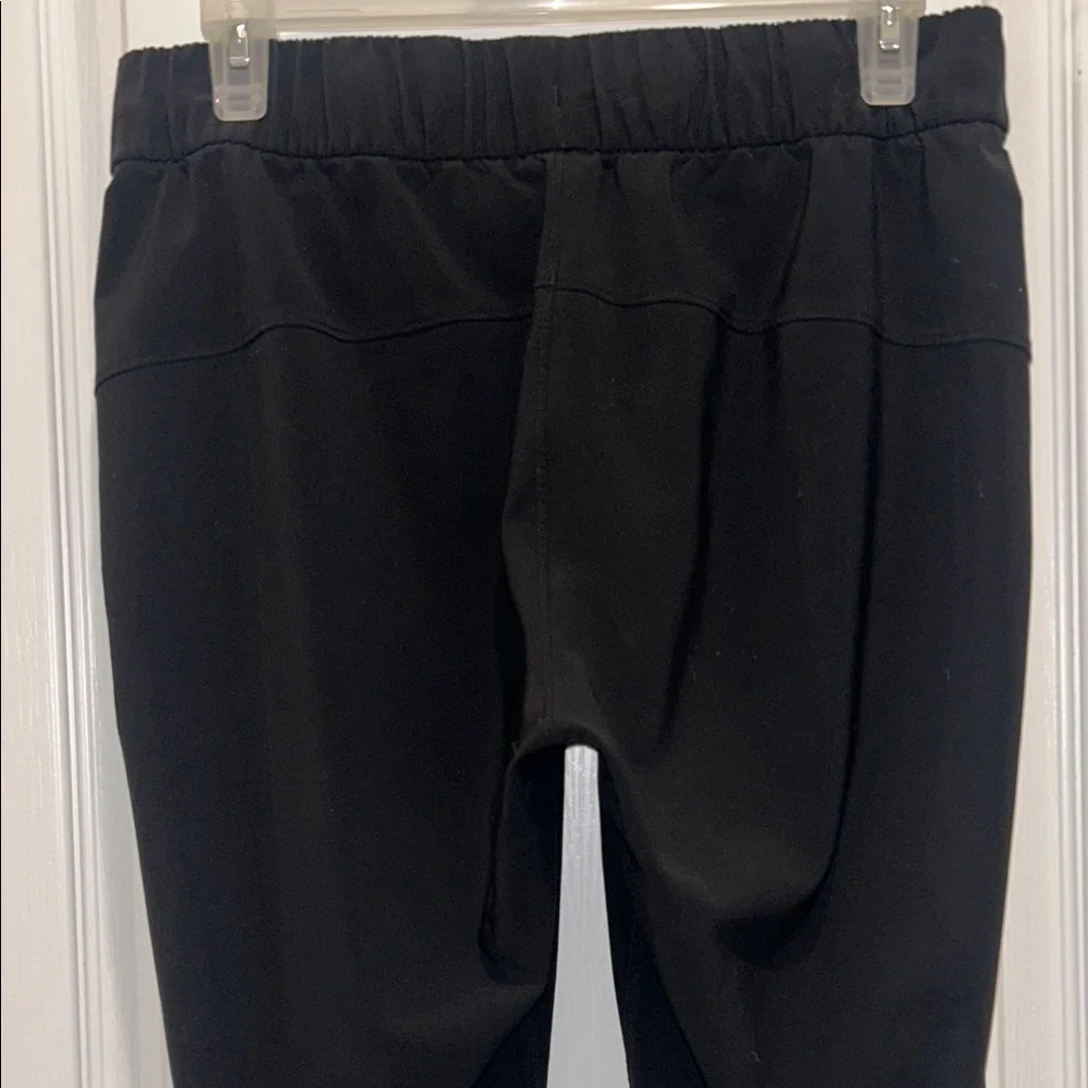 Lululemon Women’s On The Fly Pant, Size 6